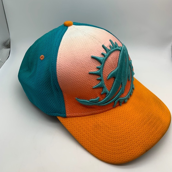 New Era 39Thirty Miami Dolphins Embroidered Logo NFL Hat Size Large-XLarge - Picture 2 of 15